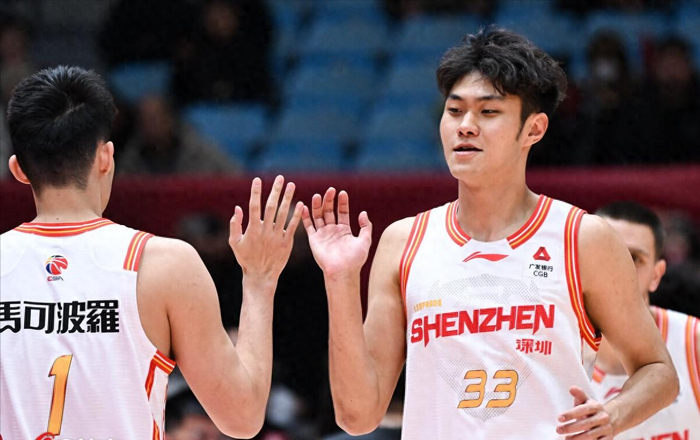 WSOP中国-广东老队长拿第9冠？合同仅剩两月，19次进季后赛，18次进四强|周鹏|深圳队|广东队|cba季后赛|球队_新浪体育_新浪新闻